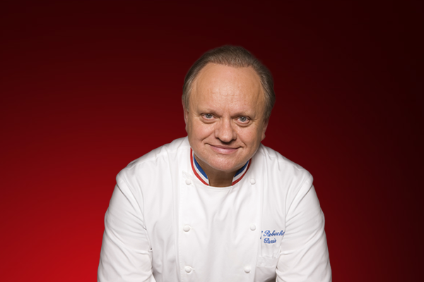 Joël Robuchon, les dates clefs d’un « Cuisinier du siècle »