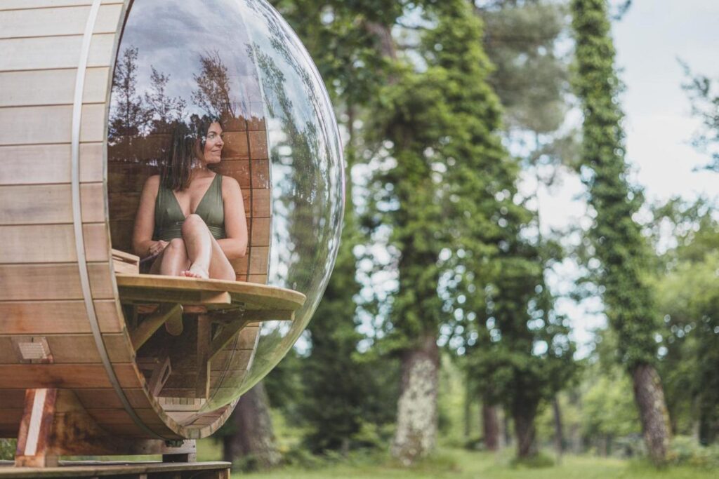 Les 73 propriétaires ayant candidaté lors de cette 13 ème édtion ont mis en avant, chacun selon sa propre approche, un tourisme favorisant la rencontre et le partage avec les vacanciers. tROIS prix étaient en jeu pour récompenser le plus beau gîte rural, la plus belle chambre d’hôtes et enfin, pour la seconde année consécutive, le prix Développement Durable. Présentation des trois lauréats.