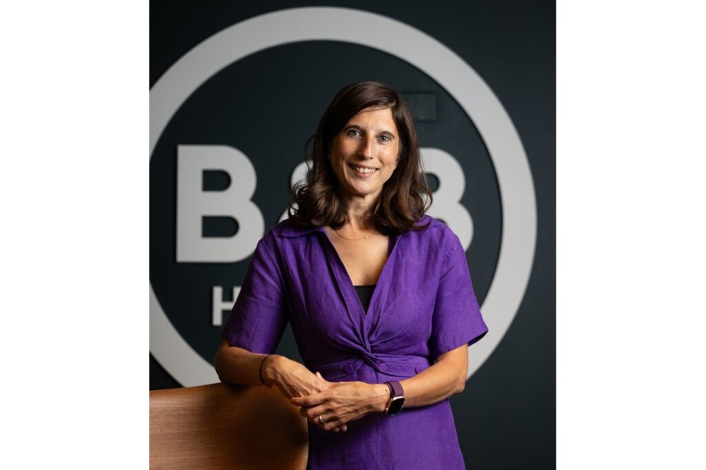 Nathalie Feyte a pris le lundi 21 juillet 2025  ses fonctions de Chief Marketing, Sales & Revenue Officer de B&B HOTELS pour l’Europe de l’Ouest. A ce titre, elle a rejoint le comité de direction du groupe. Elle démontre vingt ans d’expertise dans le revenue management, la stratégie tarifaire, le e-commerce et le marketing digital,  acquise chez Air France / KLm et Europcar Mobility Group.