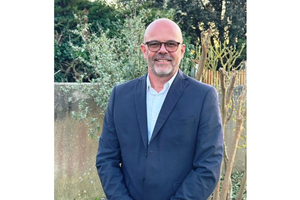 Le Bel Hôtel Oléron Thalasso & Spa MGallery (ex Novotel Thalassa Oléron), dont l'ouverture est prévue fin mai sur l’île d’Oléron, annonce la nomination de Serge Lucas, au poste de directeur du site. Travaillant sur le projet depuis le début avec le groupe CLR Hôtels, qui a racheté l'établissement en 2024, il aura pour mission de piloter le lancement opérationnel du site, entièrement rénové, comprenant l’hôtel (102 chambres dont 8 suites) et le centre de Thalasso, de structurer et superviser les opérations et équipes les équipes et d’insuffler l’ADN singulier de cette adresse.